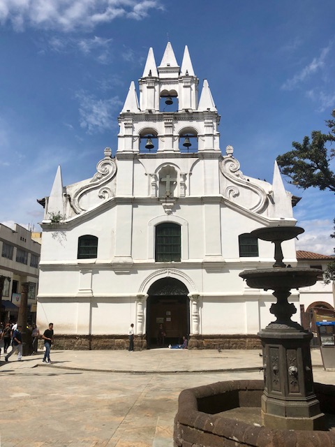 free walking tour of medellin, tripadvisor, colombia tourist attractions, medellin tours, colombia, iglesia de la cruz