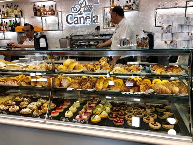 Lisbon, Pastry la Canela