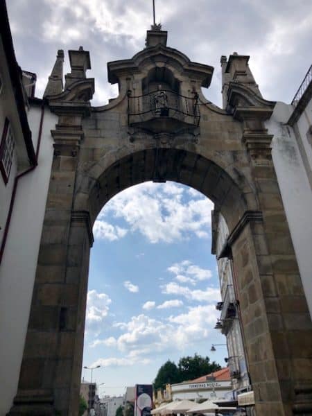 Arco da Porta Nova, Braga, Portugal, day trip from porto, cities in portugal, day trip from Porto