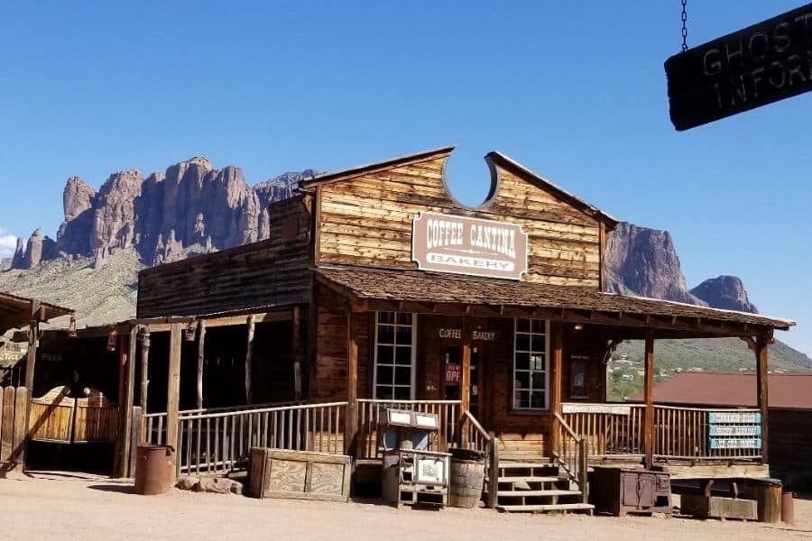 This Arizona Ghost Town Is Just 45 Minutes Away From Phoenix - Secret  Phoenix