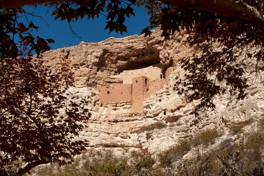 cliff dwellings, indian cliff dwellings, montezuma castle indian ruins, montezuma castle, montezumas castle, native american ruins in arizona, indian ruins in arizona, native american cliff dwellings arizona, indian ruins near phoenix, indian cliff dwellings arizona