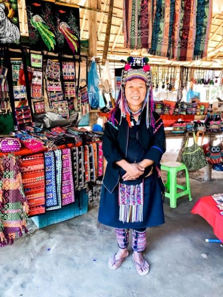 longneck karen, kayan, long neck karen, woman wearing indigenous attire