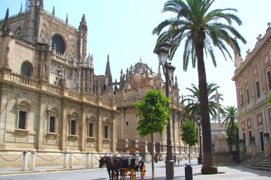 things to see in seville, seville attractions, sevilla tourism, seville tourist information, seville tourist attractions, seville tourism, seville what to do, what to do in seville spain, what to do in seville, what to see in seville, gold tower, gold tower seville
