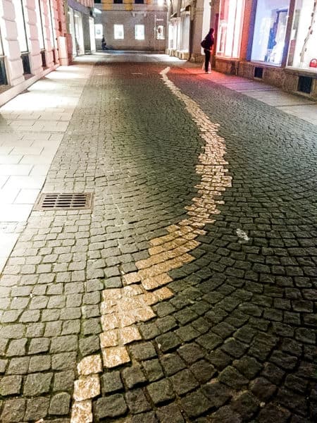 druckebergergasse, shirker's alley, gold path