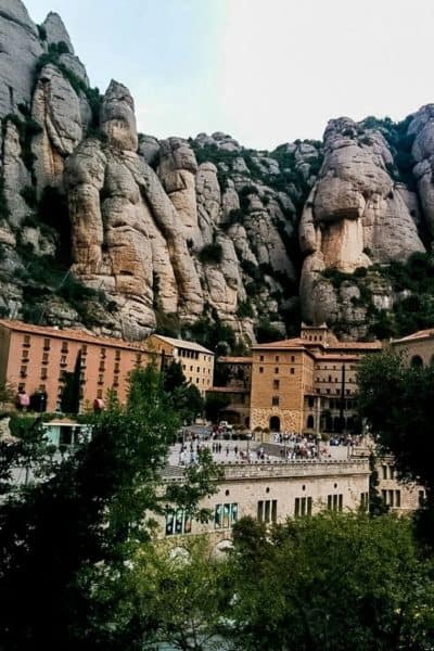 day trips from barcelona, montserrat monastery, barcelona to montserrat, black madonna montserrat, montserrat tour, abbey of montserrat, visit montserrat