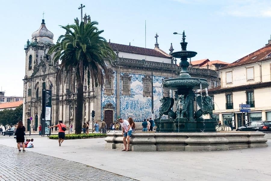 2 days in porto, two days in porto, things to do in porto, where to stay in porto, porto two day itinerary, porto 2 day ininerary, 2 days in porto portugal, visit porto in 2 days, 3 days porto, carmo and carmelitas churches, carmo church, carmelitas church, hidden house, quirky porto