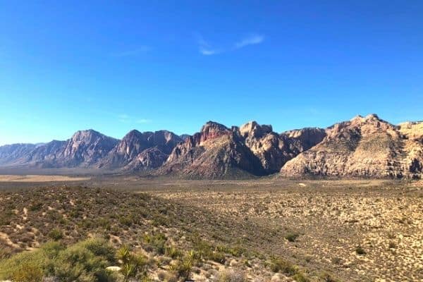 best hikes in the us, hardest hikes in the us, best places to hike in the us, best hiking, best hiking in the us, most beautiful hikes in the us, best hiking trails, best hiking in the usa, best hiking places in the usa, best hiking trails in nevada, la madre springs trail, red rock, red rock canyon