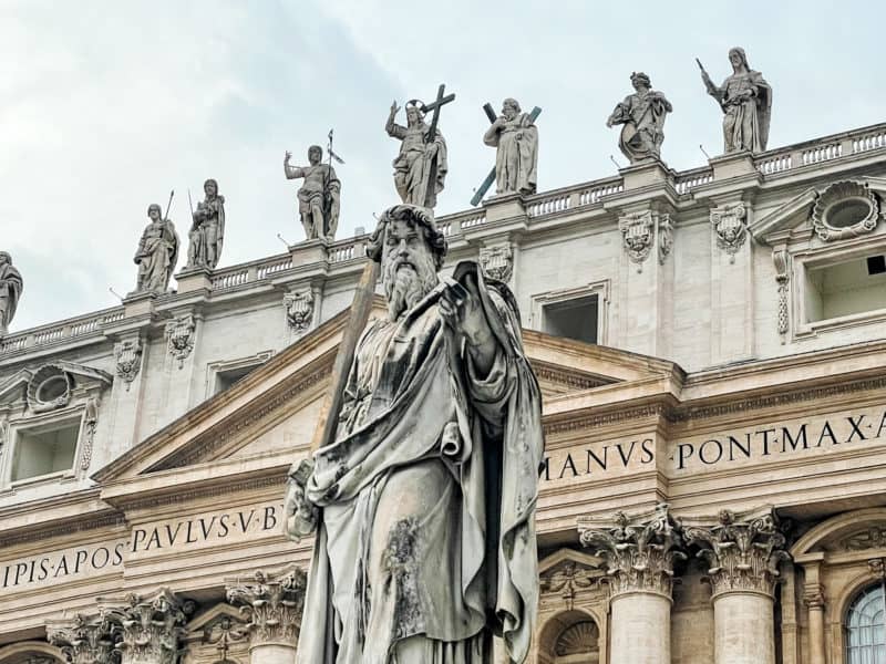 st. peter, St. peter's basilica, vatican, roman statue, eternal city, How many days in rome, itinerary for rome