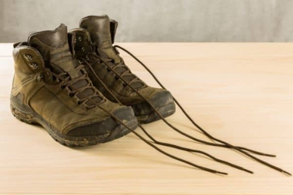 dirty pair of hiking boots, waterproof hiking boots, best hiking boots for men, merrell hiking boots mens, best mens hiking shoes