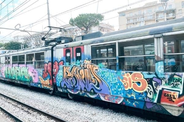 graffiti train to pompeii 