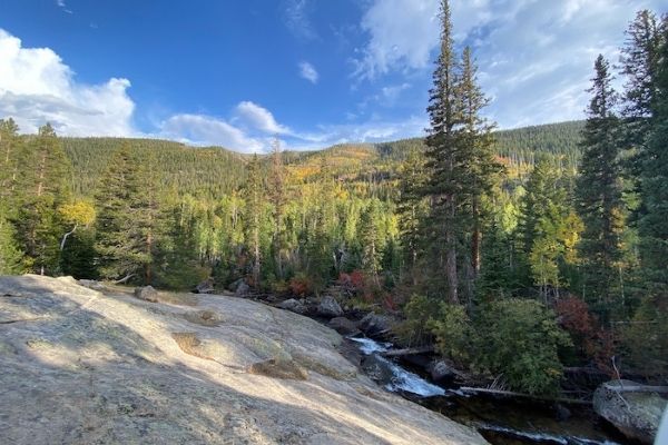 scenic mountains and trees, rocky mountain national park itinerary, rocky mountain national park trail