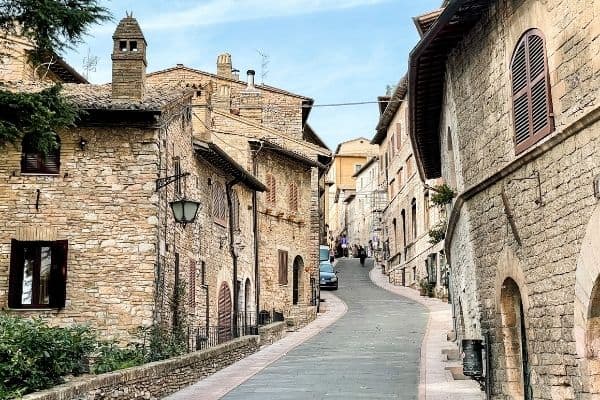 cobblestone streets in assisi italy