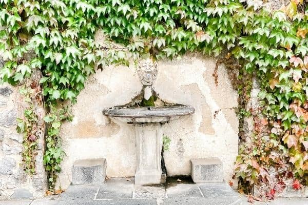 small fountain in ravello, amalfi coast itinerary, ravello, where to stay in the amalfi coast