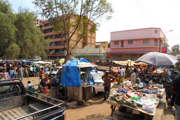 arusha downtown vendors, hotels in arusha tanzania