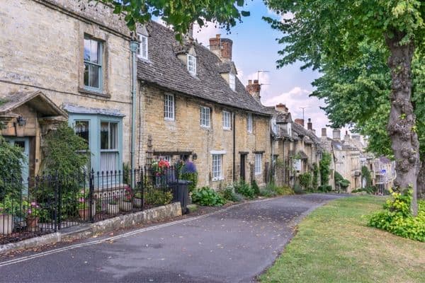 cotswold village, old English buildings 