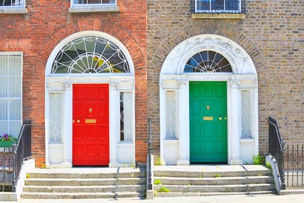 georgian doors in dublin, red door, green door, things to do in dublin outdoors