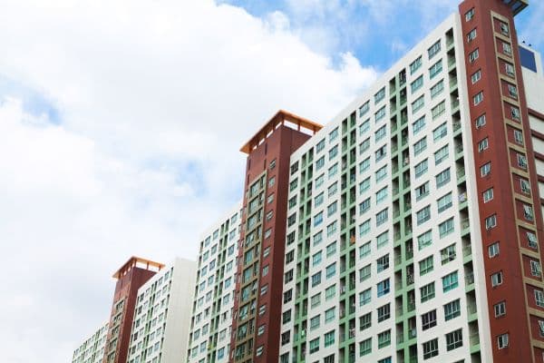 modern apartment building in bangkok, living in bangkok as an expat, best place to live in bangkok