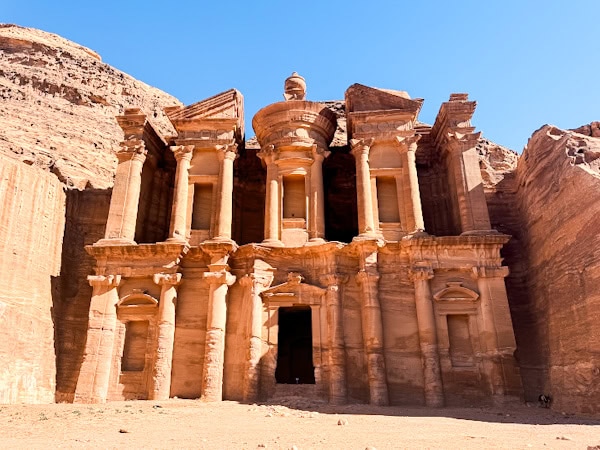 famous main entrance with columns leading to the inside of petra, g adventures jordan highlights 